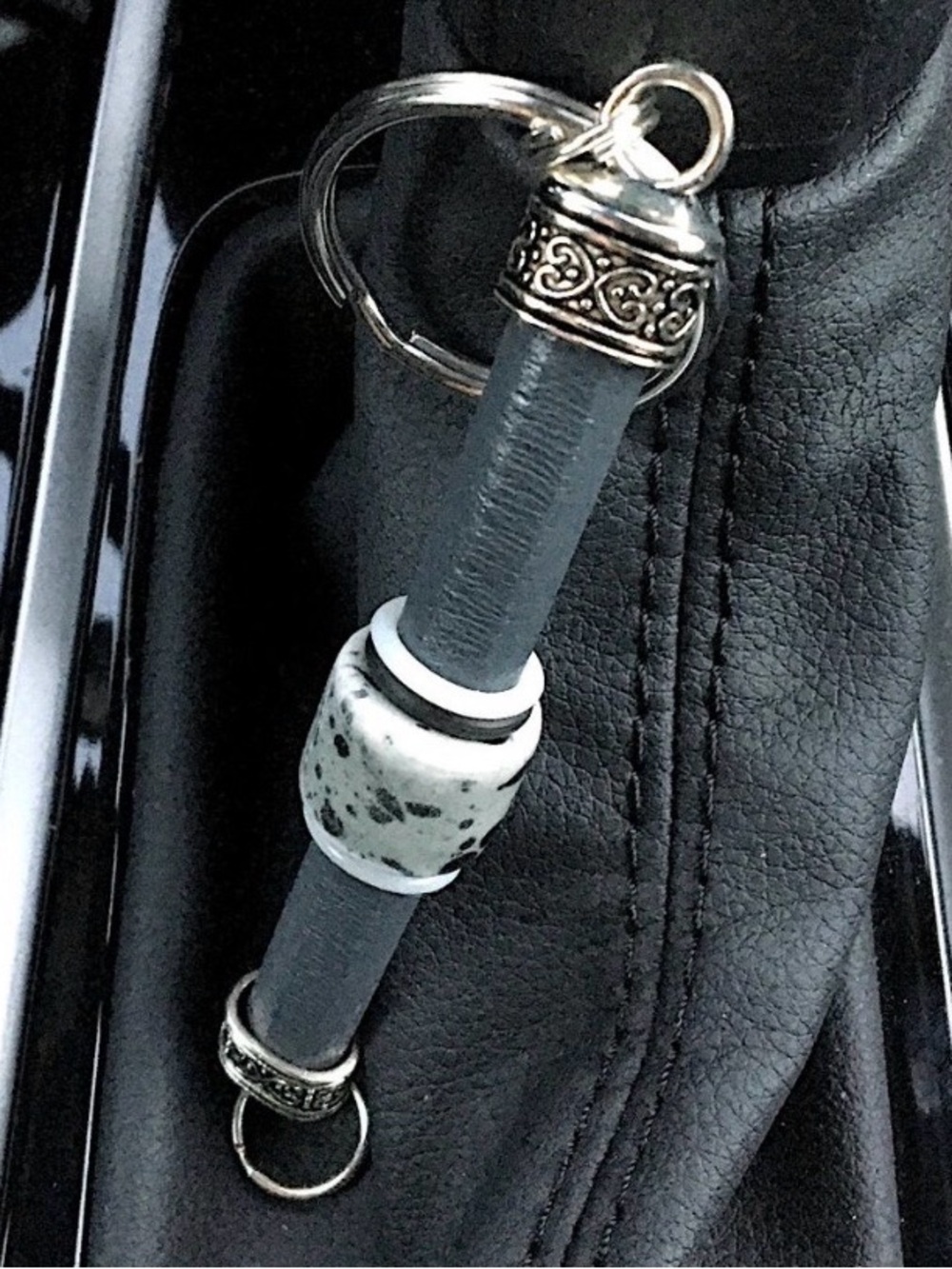 Keychain Leather - Picture 5 of 6
